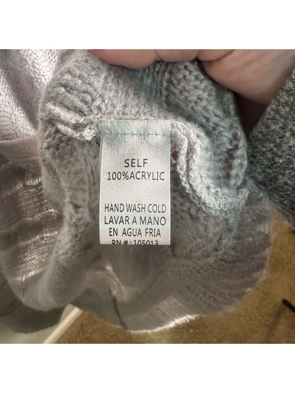 Gray Women's Sweater 1X - Picture 4 of 6